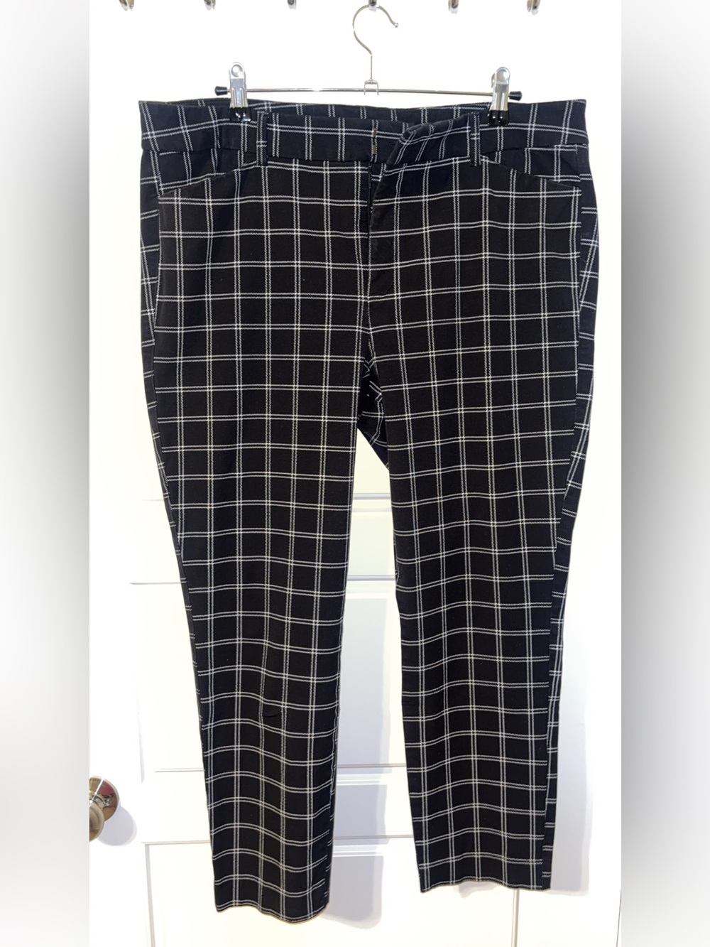 Old Navy Women’s High-Rise Pixie Black Windowpane Dress Pants